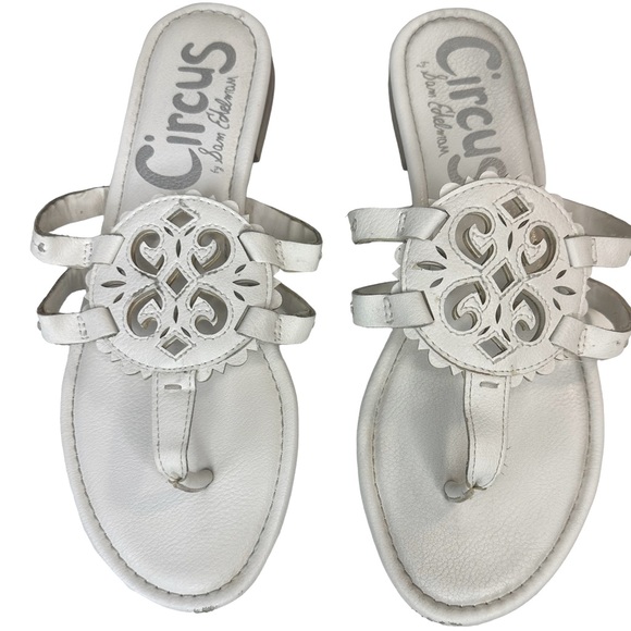 Circus by Sam Edelman Clara Sandal White Women's Size
8W - Picture 1 of 5